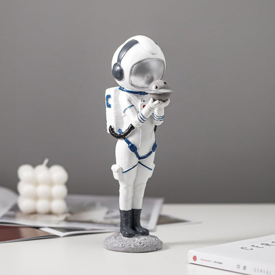 Astronaut Figurines Resin Spacewoman - Gitelle