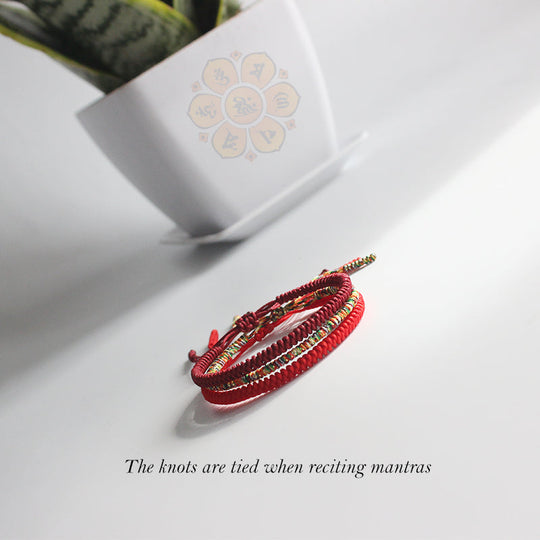 Handmade Tibetan Lucky Knots Bracelet - Gitelle